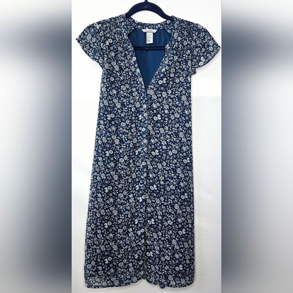 Women's H&M Blue Dress w/ Black & White Floral Print Short Flutter Sleeves Sz 2